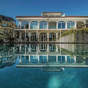 **** Hotel apartamentowy Sicilia's Art & Włochy